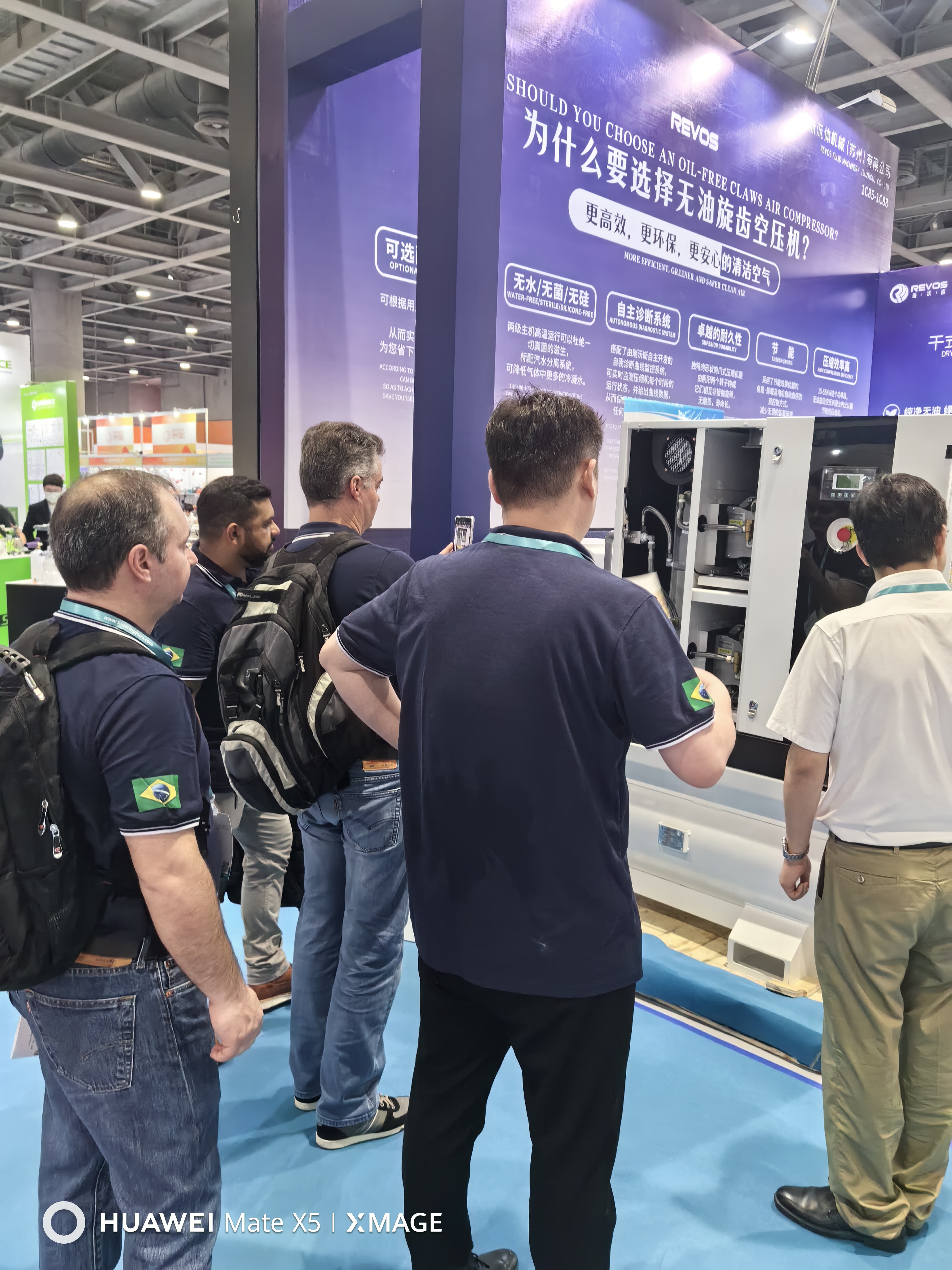 Scroll vs. Screw Compressors: Choosing the Optimal Oil-Free Technology for Industrial Applications